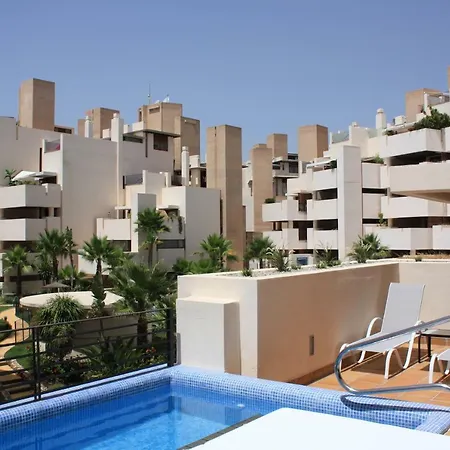 104 - With Private Swimming Pool Daire *